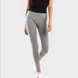 🍓NWT Cotton Blend leggings